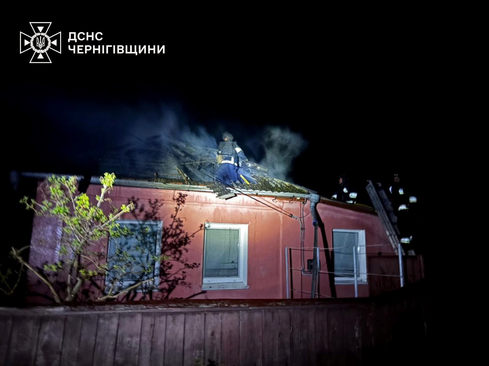 Масована атака на Чернігівщину: є загиблі у Ніжині, поранені та руйнування в громадах