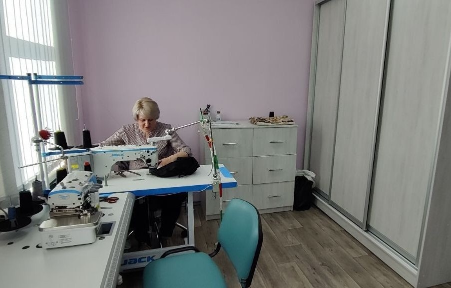 У Мені оновили швейну майстерню терцентру соцпослуг