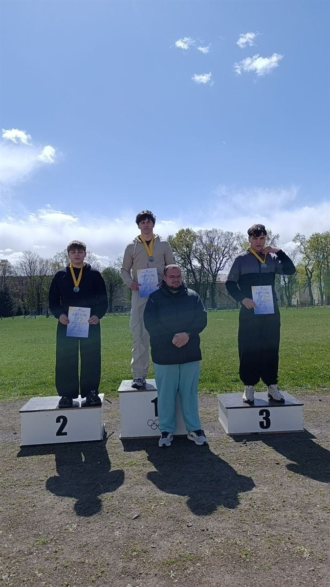 Менські легкоатлети здобули сім нагород на Кубку України з метань