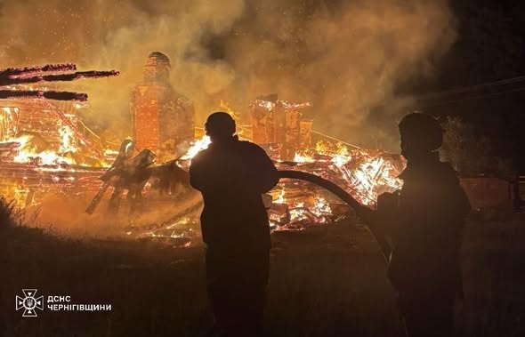 На Чернігівщині «герані» знищили школу, а FPV-дрони спалили чотири будинки
