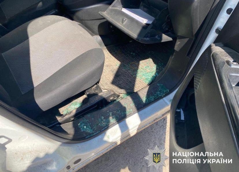 На Чернігівщині через російські атаки поранено працівницю АЗС та двох поштовиків