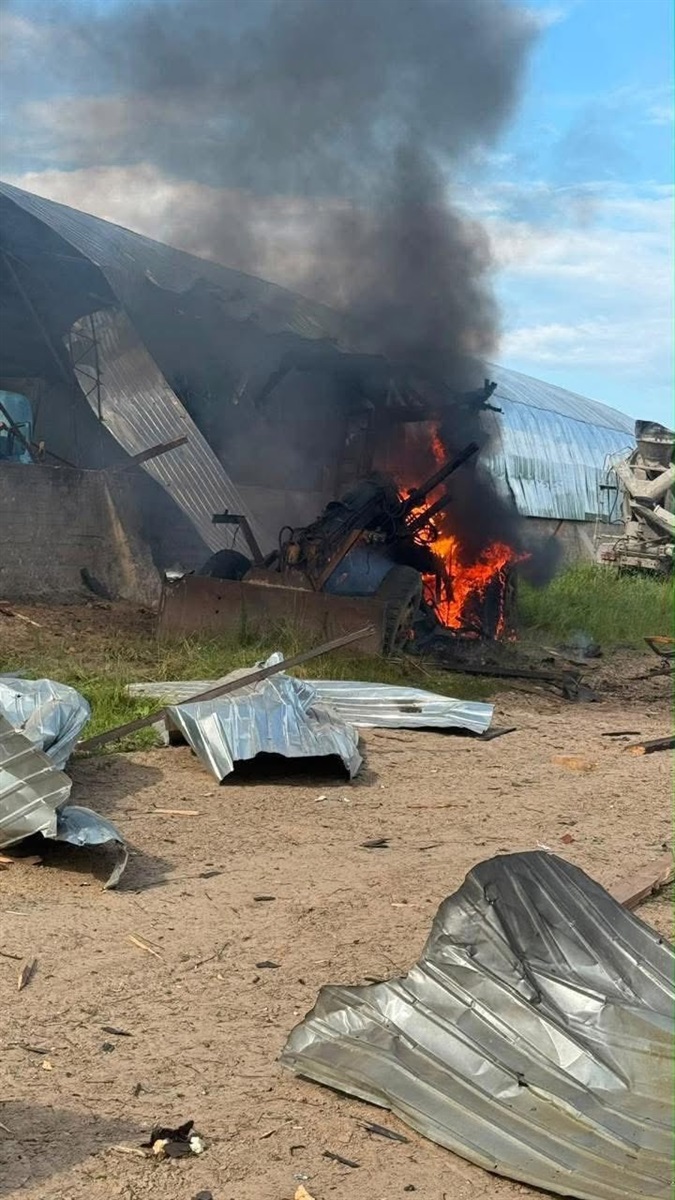 На Чернігівщині за добу поранено двох цивільних: ворог атакував підприємства, АЗС та адмінбудівлі