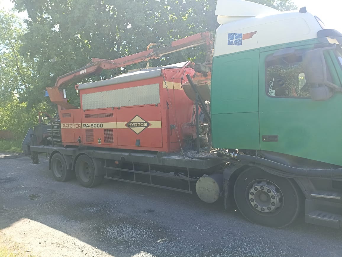 У Семенівці ремонтують автодорогу за підтримки місцевих агропідприємств