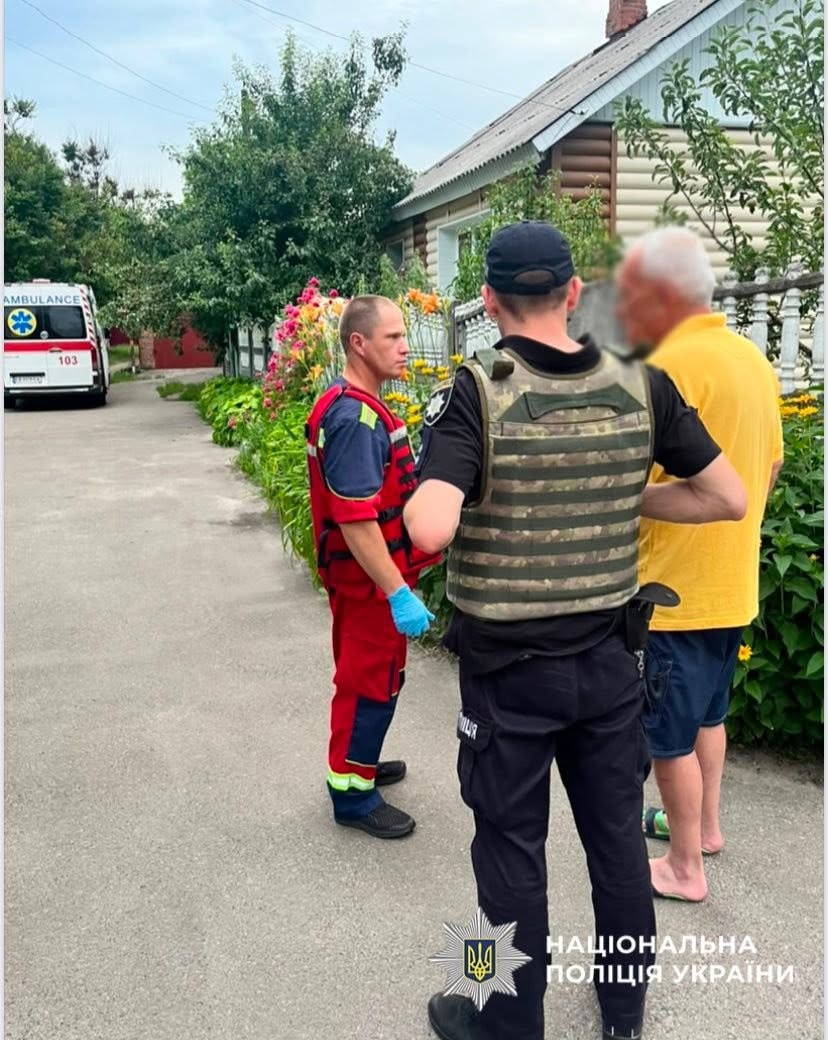 Масована атака дронів на Чернігів: двоє постраждалих, пошкоджені будинки та школа