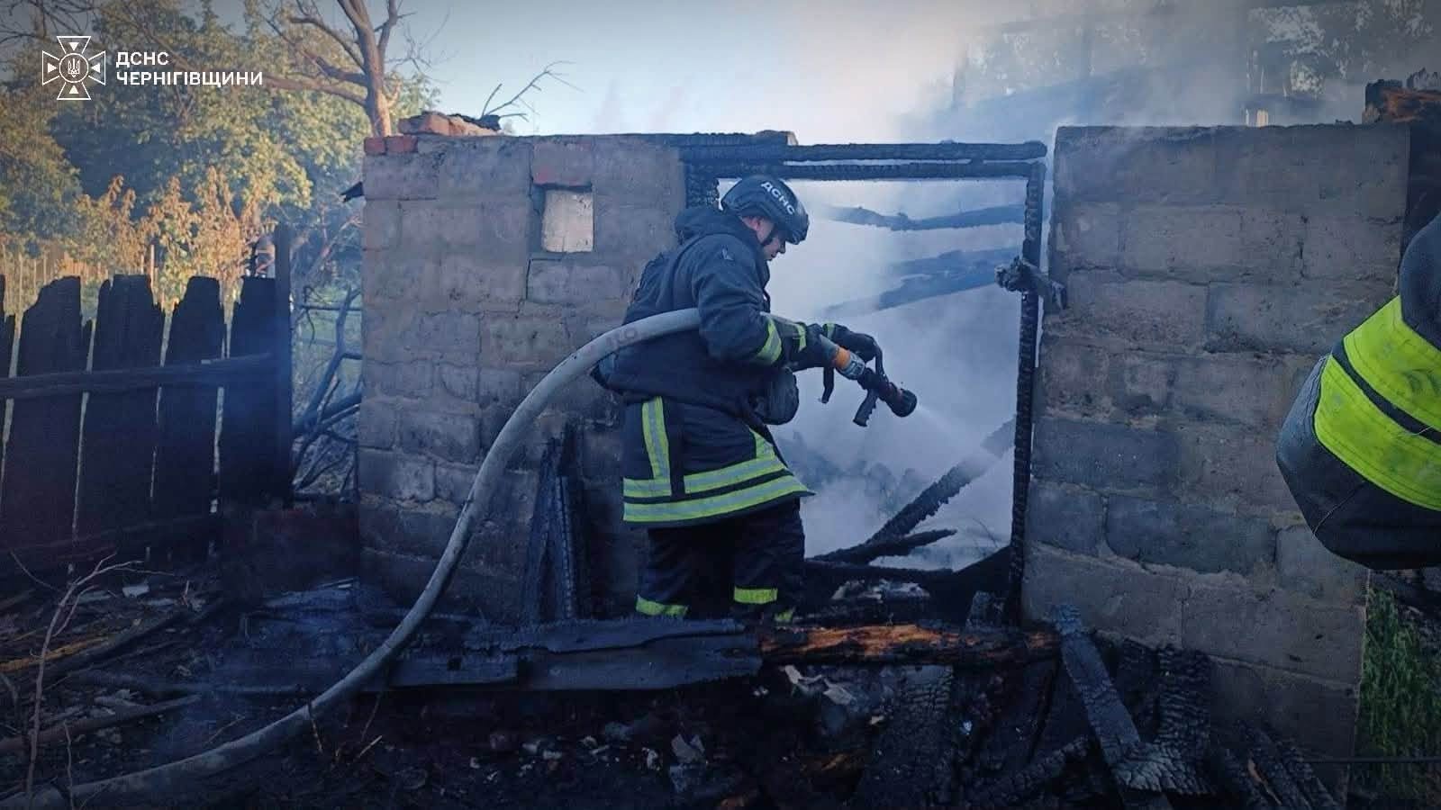 На Чернігівщині російські дрони атакували Чернігів, Городню та громади області: постраждала дитина